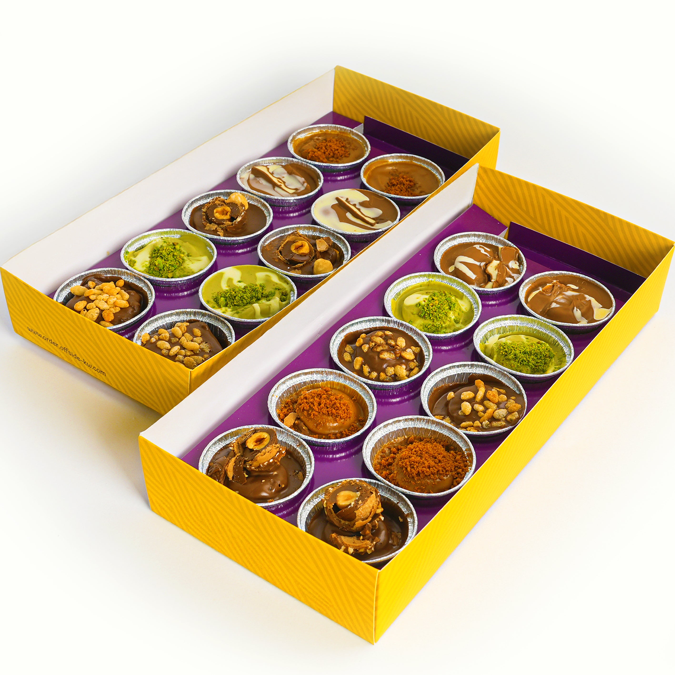 عرض بوكسين ميني بان كيك وميني وافل ٢٠ قطعة